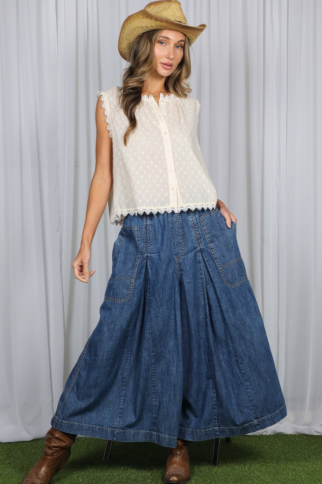 Vine & Love - Pin-Tuck 100%Tencel Chambray Cropped Washed Pants - Denim Blue / M